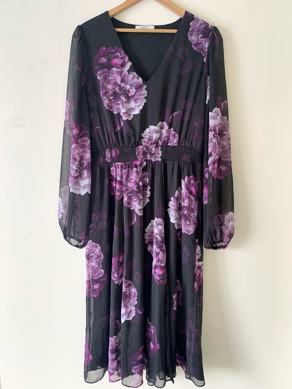 SUZY SHIER Black Long Sleeved V-Neck Dress with Purple Floral Print